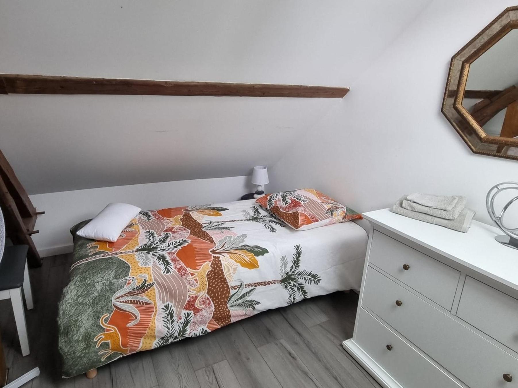 Poulainville Chez Izza Chambre Au Calme מראה חיצוני תמונה